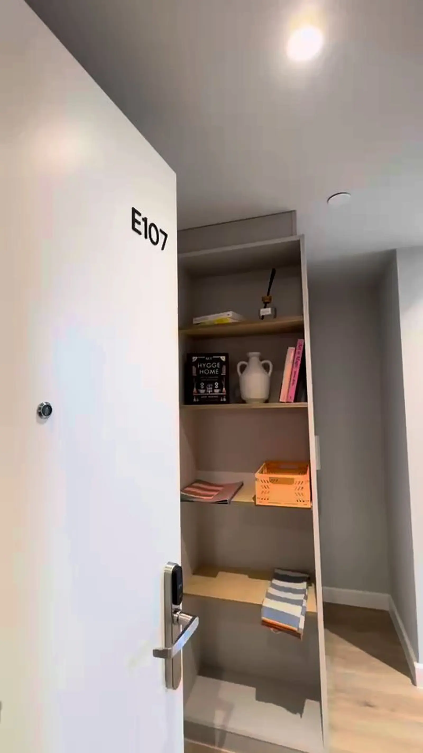 双落地窗太绝了，下辈子来利兹留学还住这！