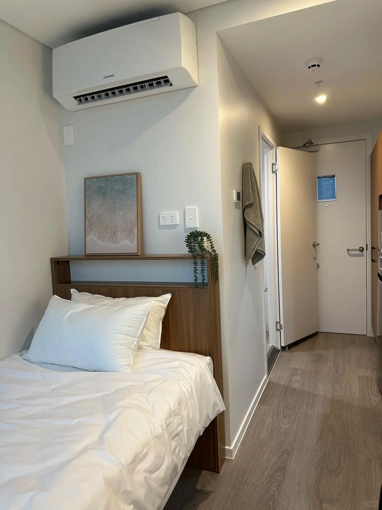 奥克兰27S1住进CBD，水电全包+步行到UOA/AUT