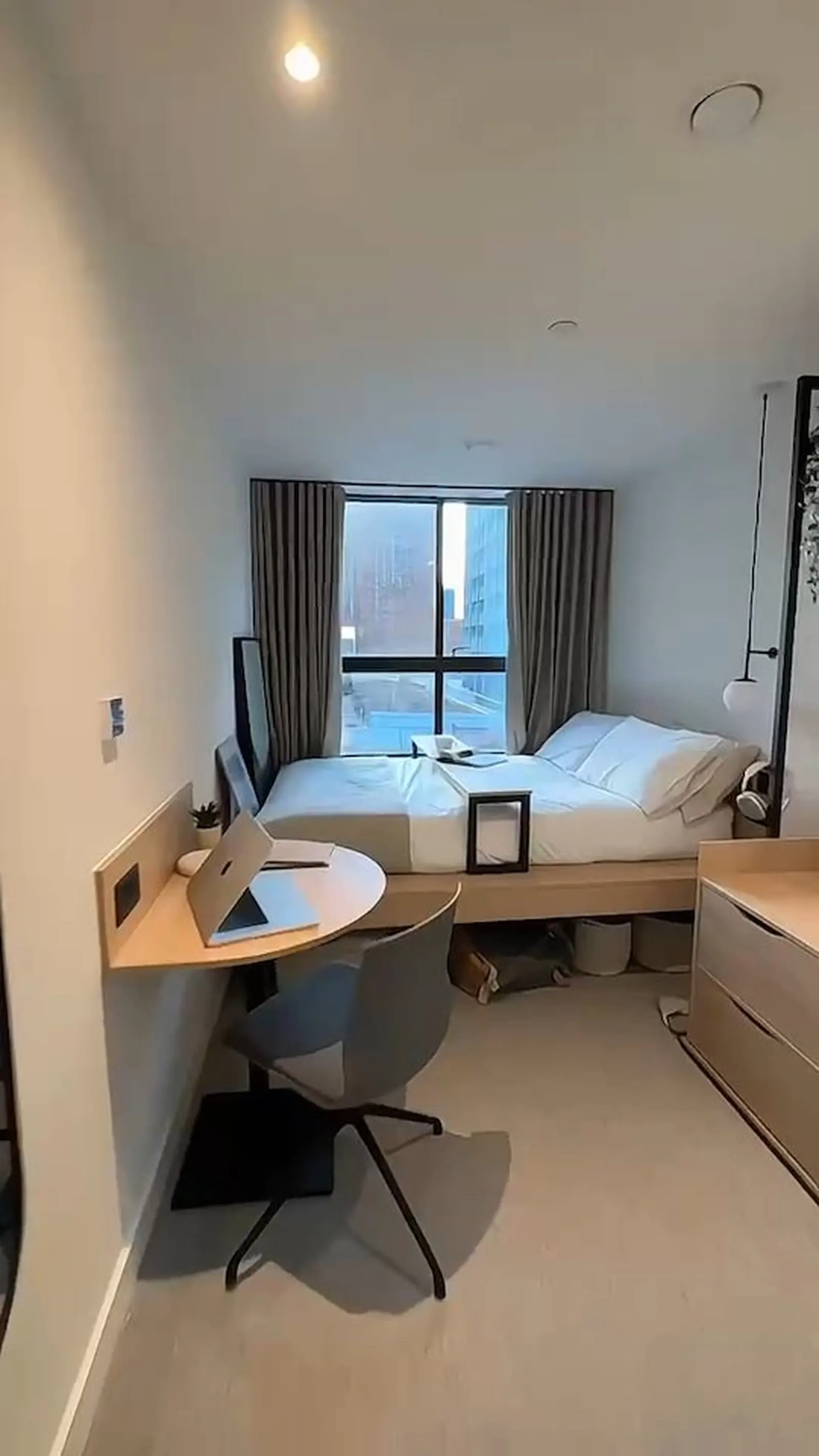 伦敦转租，2开头拎包入住高层好风景单人间