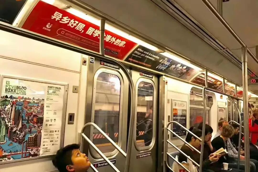 异乡好居八载同行|异乡巴士2026再启程:英国街头“异乡红”等你偶遇-异乡好居