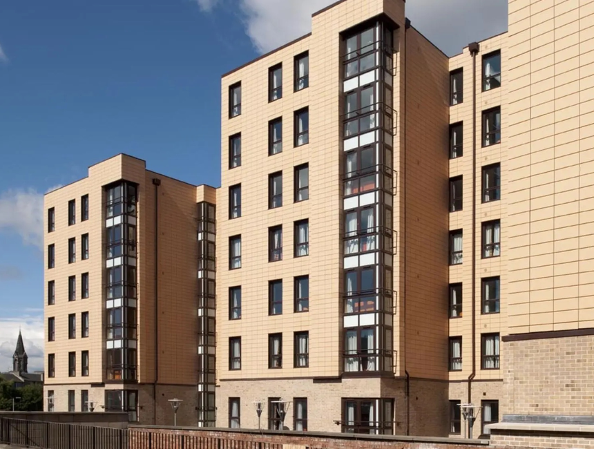 Home & Future | Discover Fountainbridge: A Warm Apartment in Edinburgh