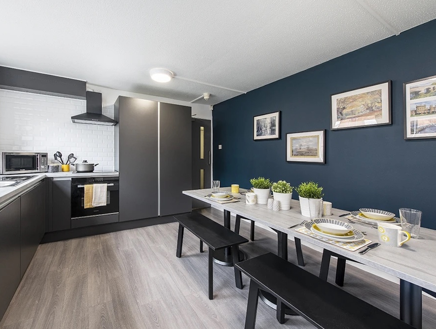 Regents Court Room Tour