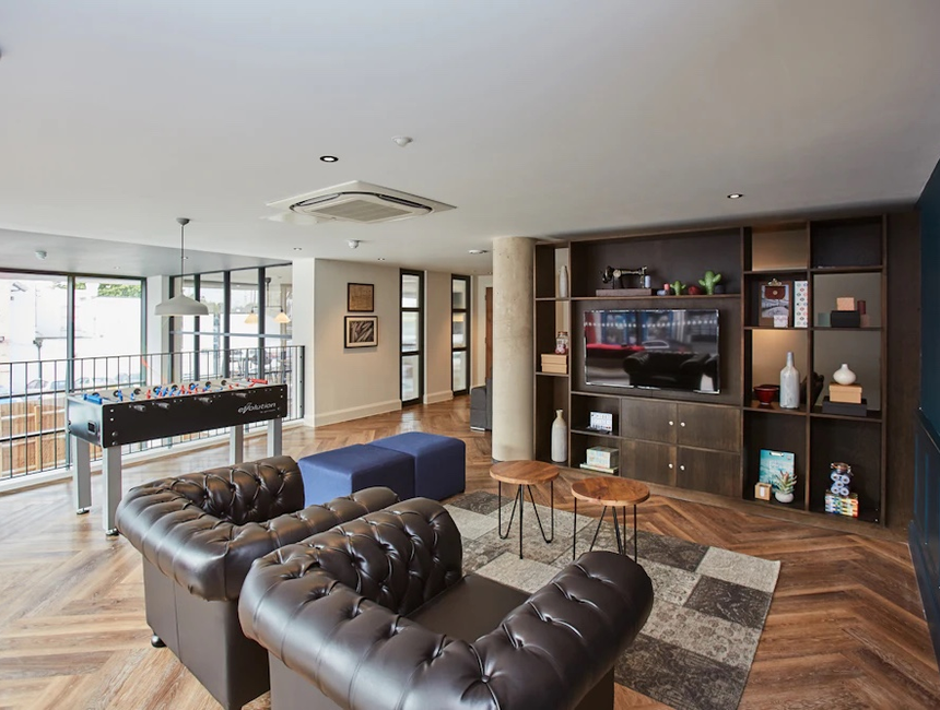 Mannequin House Room Tour