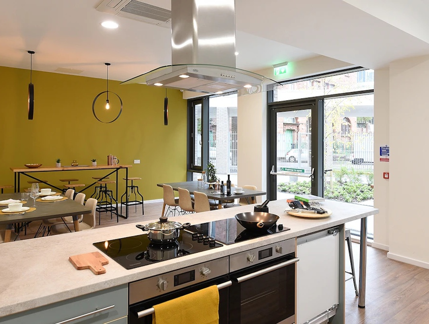 St Mungo's Room Tour