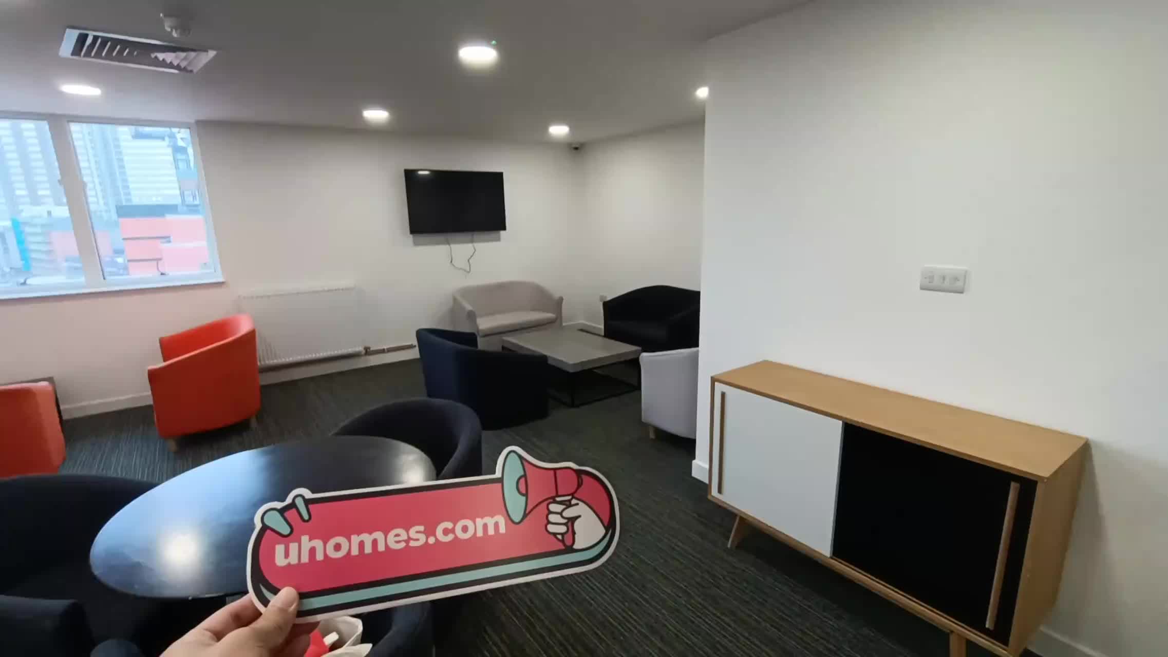 Thumb 44