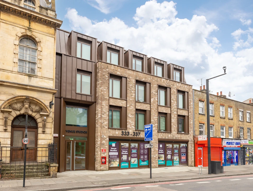 Venue Studios London property viewing live stream