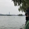 秦**